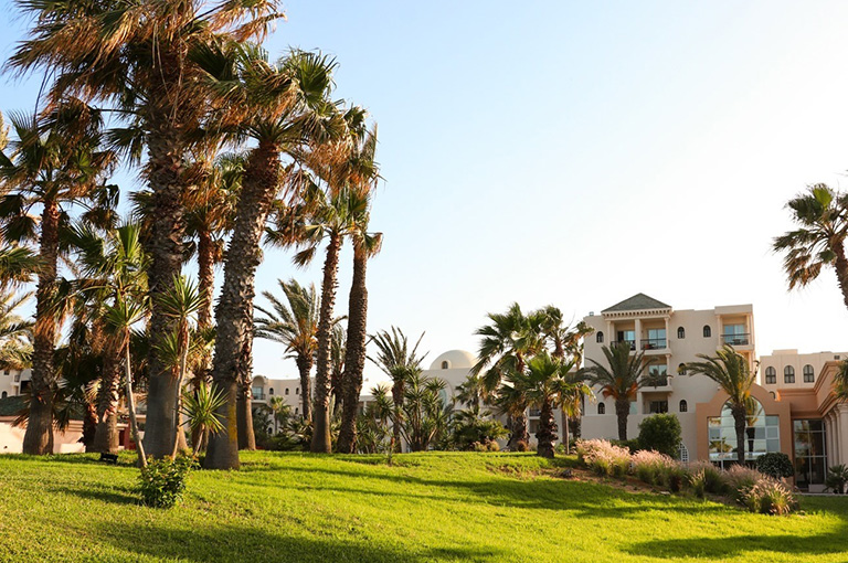 LONG SEJOUR THE RESIDENCE TUNIS 5*, Logement et Petit-déjeuner (28 nuits)