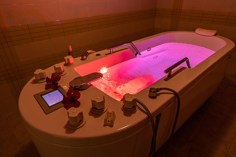 SEJOUR THALASSO EDEN YASMINE HOTEL & SPA 4*, CURE VASCULAIRE LEGERE 3 JOURS / 4 SOINS, AI (7 nuits)