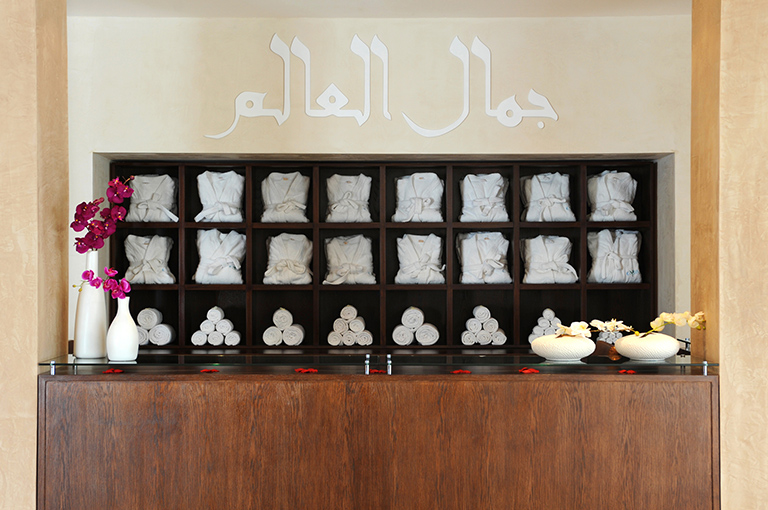 Royal Elyssa Thémaé et Thal'ion